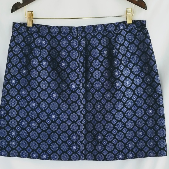 J. CREW Silk Medallion Print Skirt, Sz 10 (NWOT) - Picture 2 of 8
